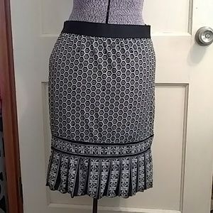 Max studio skirt